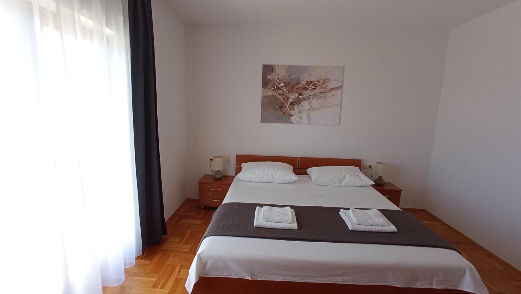 Apartmani Ferdi 特罗吉尔 外观 照片